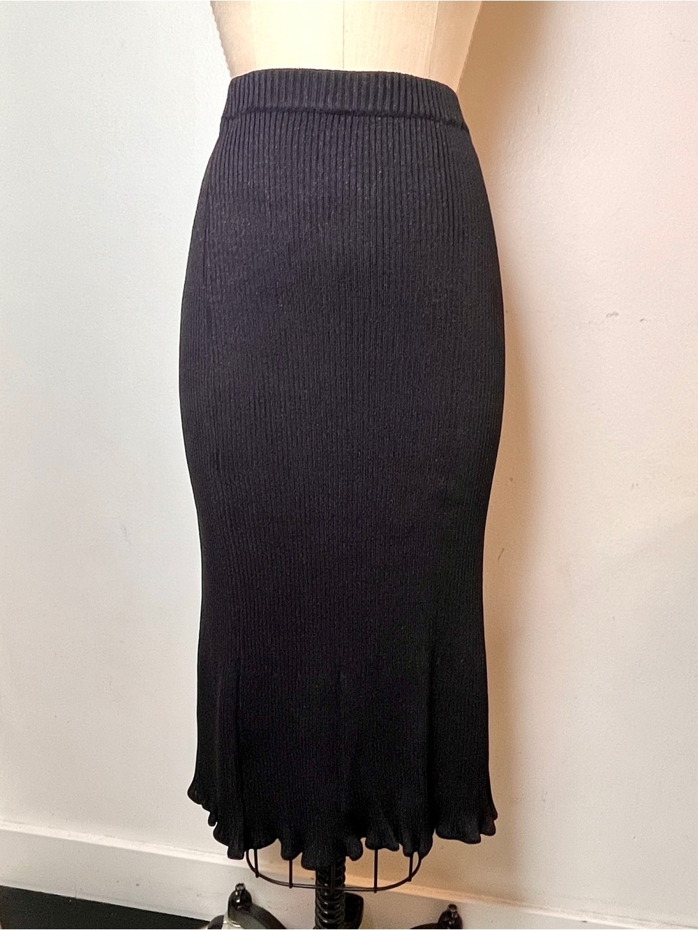 Vintage Sz. 10 St. John Collection Metallic Knit Sweater Skirt
